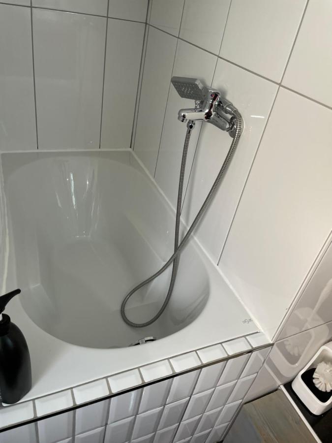 Simple Room In Luxembourg City 외부 사진