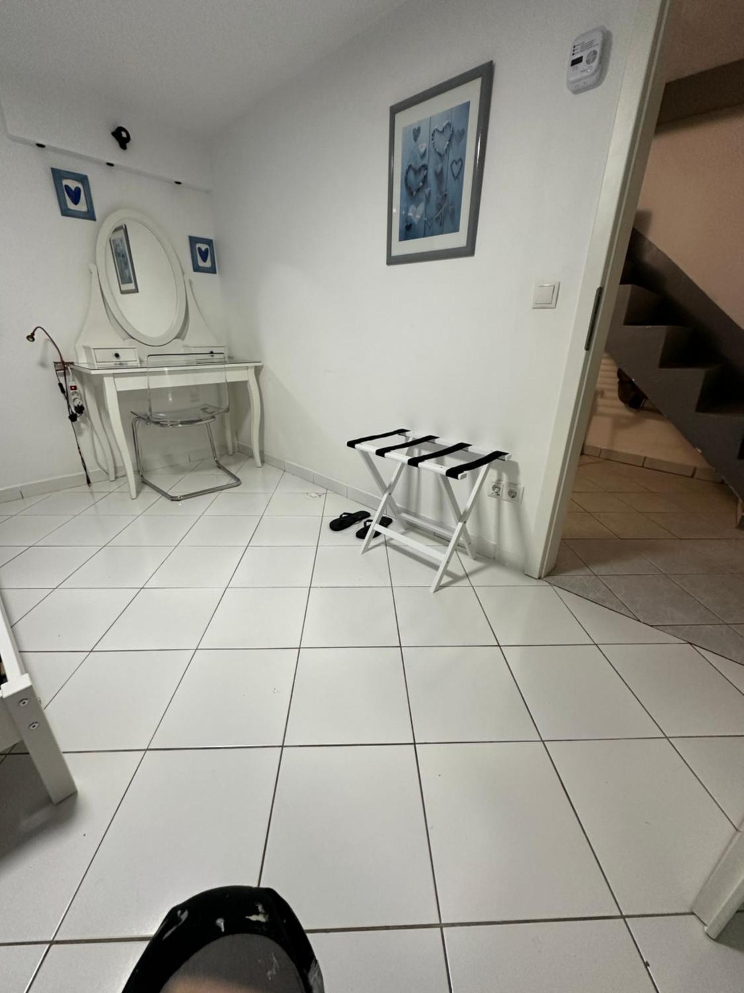 Simple Room In Luxembourg City 외부 사진
