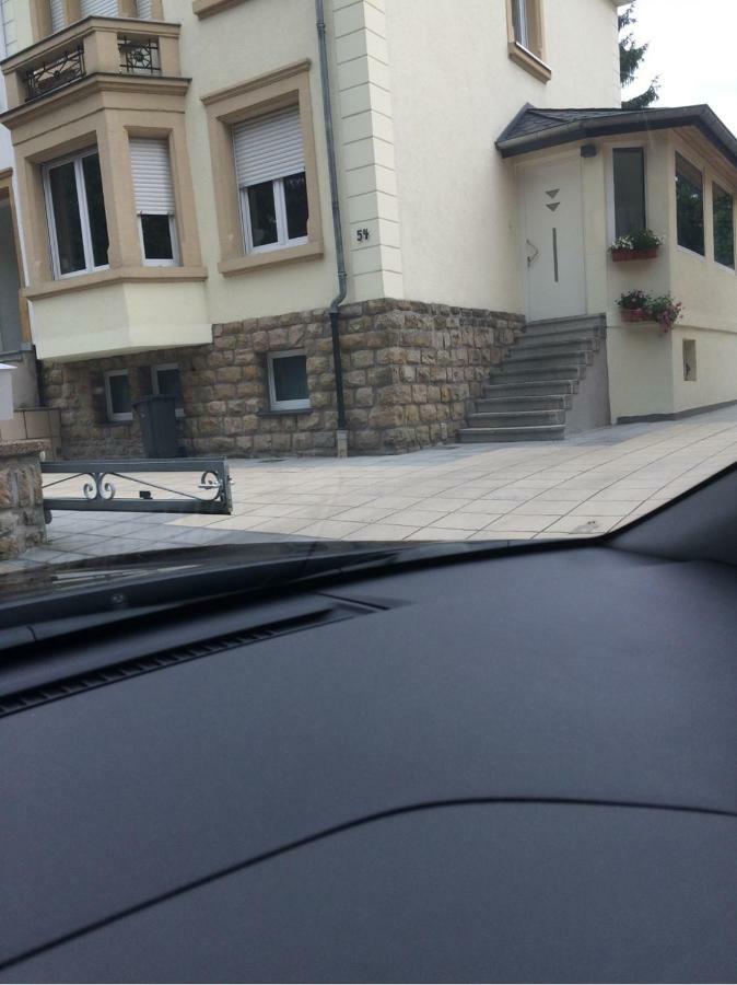 Simple Room In Luxembourg City 외부 사진